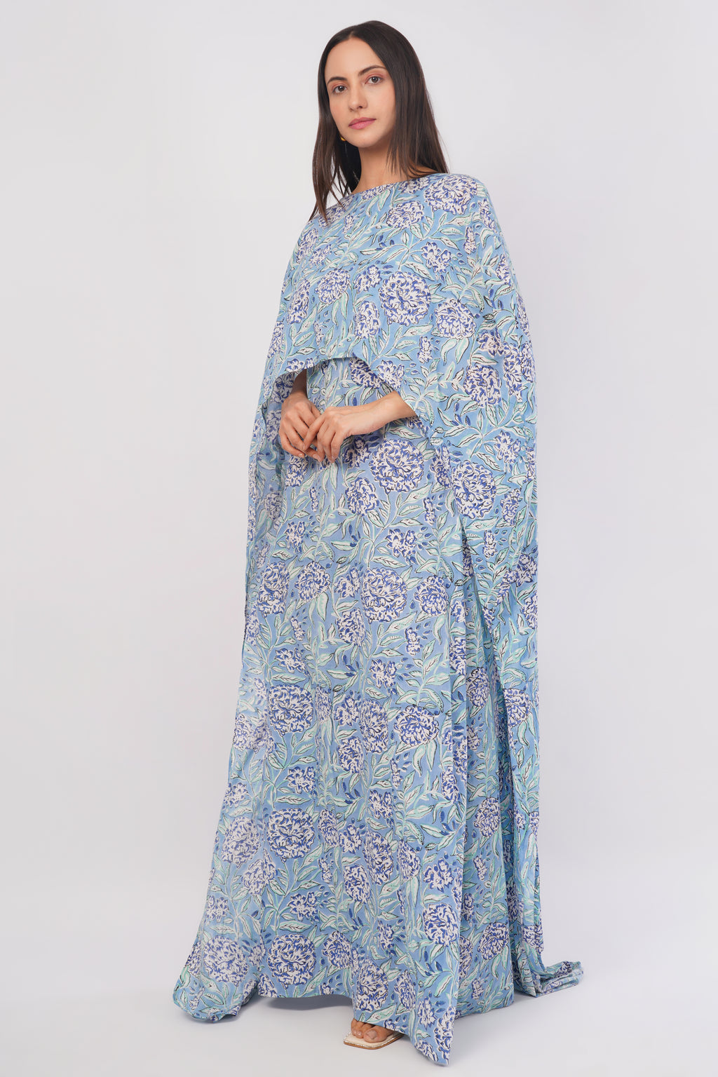 Robe Lucy