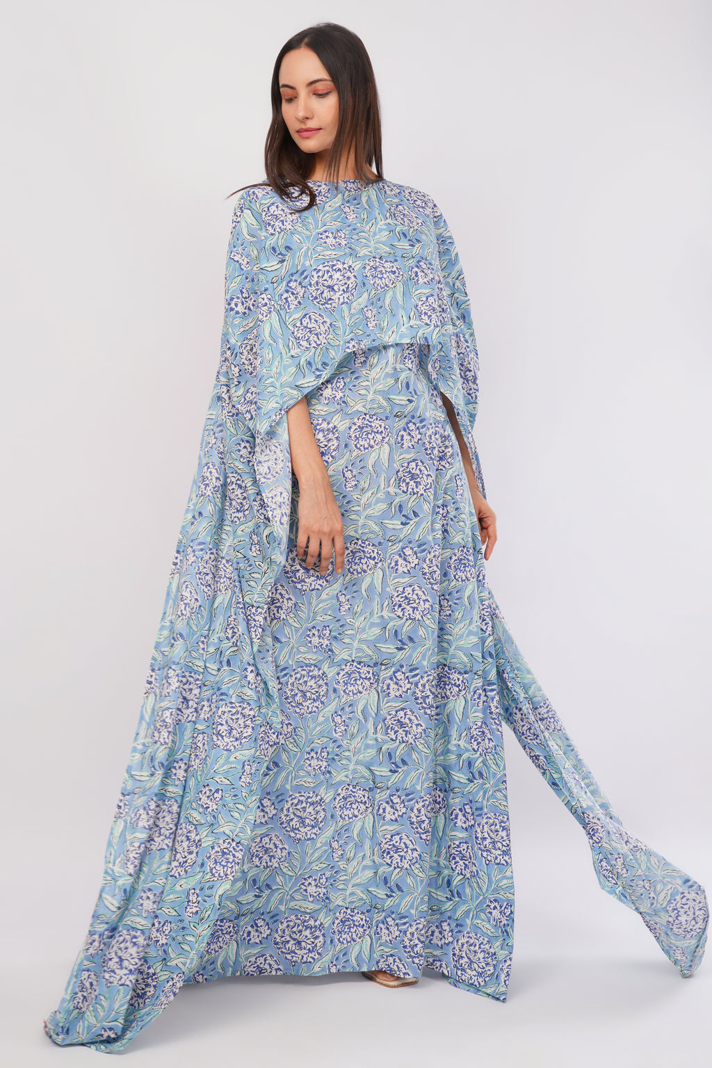 Robe Lucy